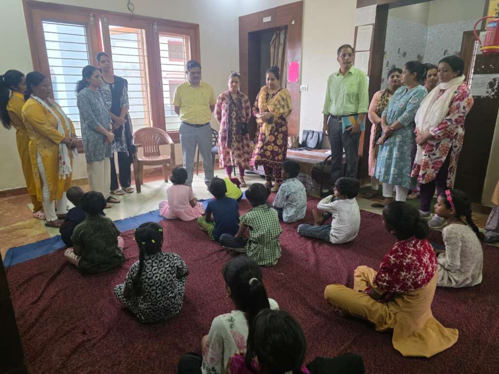 मिशन वात्सल्य योजनान्तर्गत संचालित स्वैच्छिक संस्था धरोहर खुला बाल आश्रय गृह का निरीक्षण